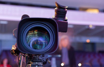 上海广告片拍摄公司｜捕捉品牌灵魂的影像力量，让传播更有温度与锋芒