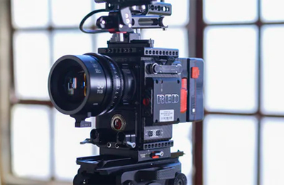 手机广告片制作｜让科技之光在镜头里焕发生命力